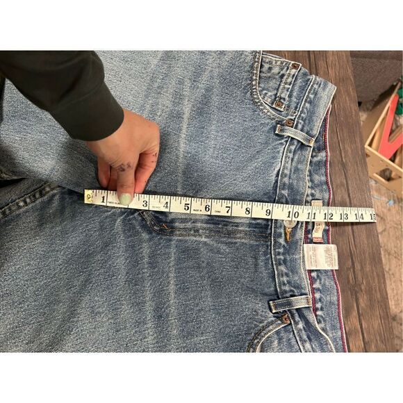 Levi's 550 Relaxed Fit High Rise Tapered Leg Jeans Blue Denim Medium Wash Sz 16M - Picture 11 of 12